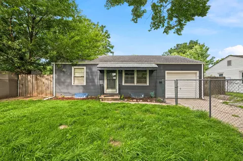 4533 S Oak Ave, Wichita, KS 67217