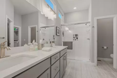 Bath - 1141 W Shellbark St, Goddard, KS 67052 photo 1 of 2