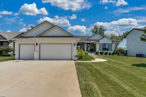 4508 N Sunny Cir, Wichita, KS 67205