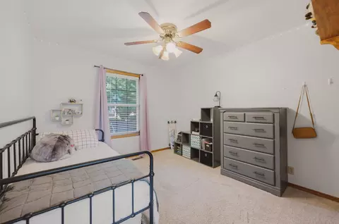 Bedroom - 421 E Wild Plum Rd, Derby, KS 67037 photo 4 of 5