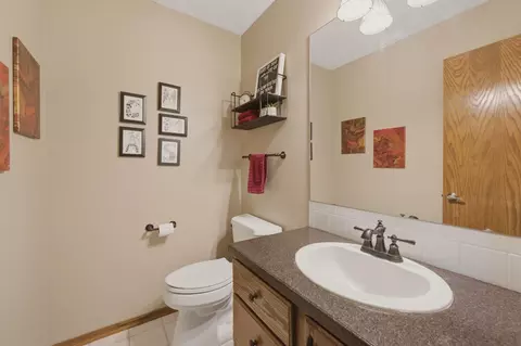 Bath - 421 E Wild Plum Rd, Derby, KS 67037 photo 1 of 5