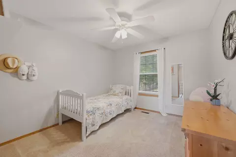 Bedroom - 421 E Wild Plum Rd, Derby, KS 67037 photo 3 of 5