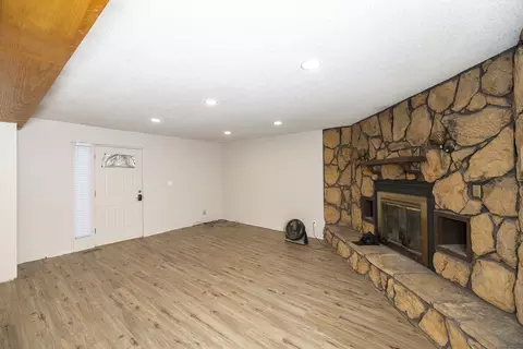 Living - 10001 E 103rd, Mulvane, KS 67110 photo 1 of 2