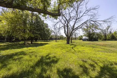 Exterior - 10001 E 103rd, Mulvane, KS 67110 photo 3 of 6