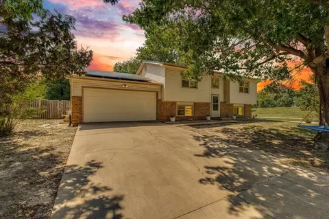 3247 N Cranberry St, Wichita, KS 67226