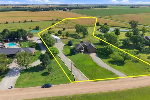 15300 Breezy Ln, Colwich, KS 67030