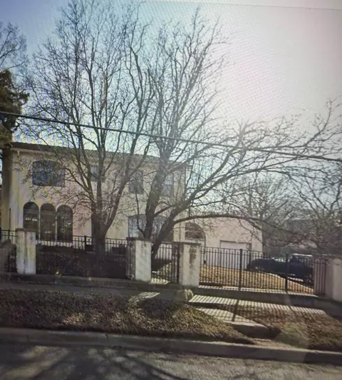 4125 E Central, Wichita, KS 67208