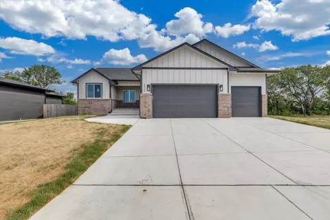 3311 S Linden Ct, Wichita, KS 67210