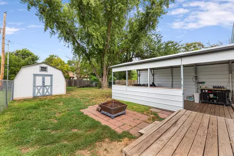 Exterior - 505 Sweezy, Halstead, KS 67056 photo 3 of 6