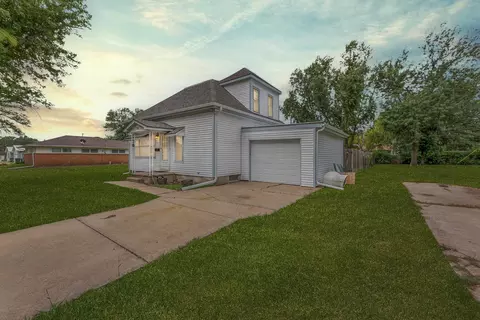 Other - 505 Sweezy, Halstead, KS 67056 photo 2 of 13