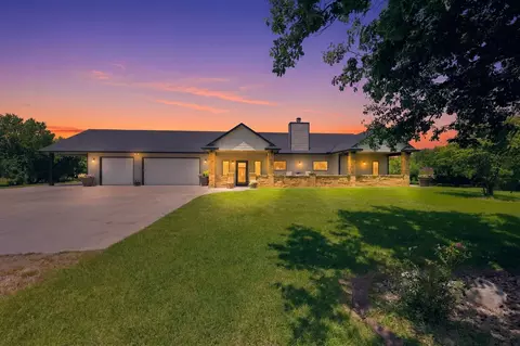 12212 N Seneca St, Sedgwick, KS 67135