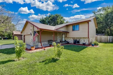1444 N Parkridge, Wichita, KS 67212