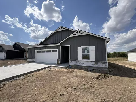 5713 Plumthicket St, Bel Aire, KS 67226