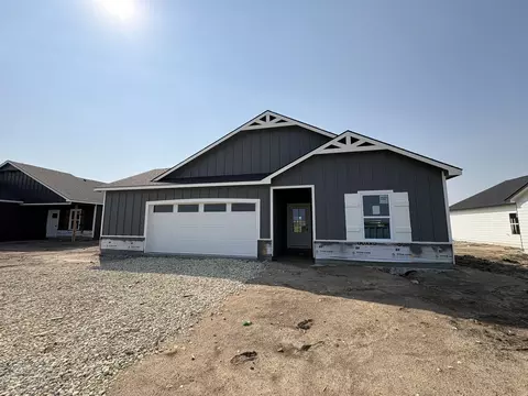 5713 Plumthicket St, Bel Aire, KS 67226