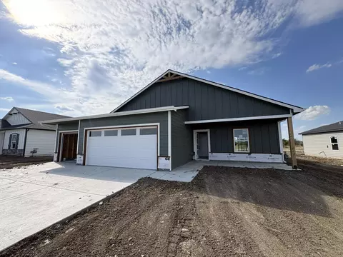 5801 Plumthicket St, Bel Aire, KS 67226