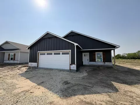 5709 Plumthicket St, Bel Aire, KS 67226