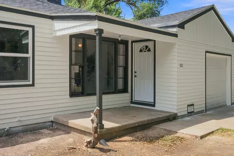 821 S Christine St, Wichita, KS 67218