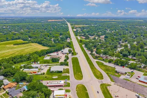View/Area - 3 N Willow, Mulvane, KS 67110 photo 3 of 4