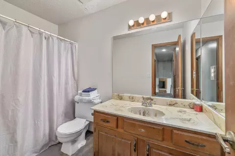 Bath - 3 N Willow, Mulvane, KS 67110 photo 3 of 3