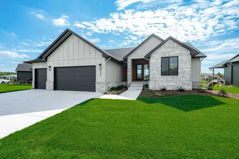 Exterior - 8412 W Pebble St, Maize, KS 67101 photo 3 of 5