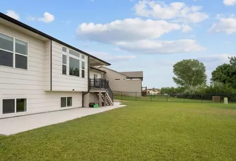 Exterior - 4909 N Emerald Ct, Maize, KS 67101 photo 4 of 5