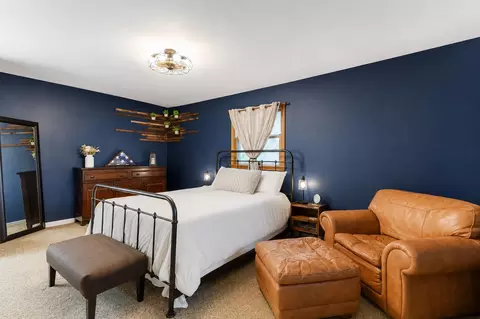 Bedroom - 917 W 4th St, Halstead, KS 67056 photo 3 of 5