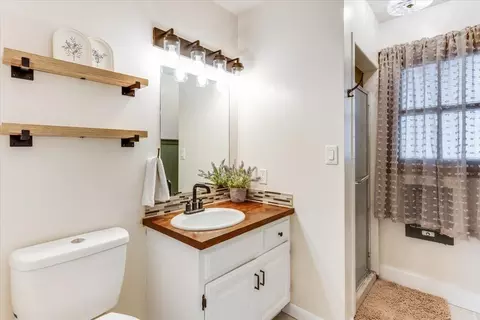 Bath - 917 W 4th St, Halstead, KS 67056 photo 1 of 4