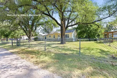 4204 S Bartlow Dr, Wichita, KS 67217