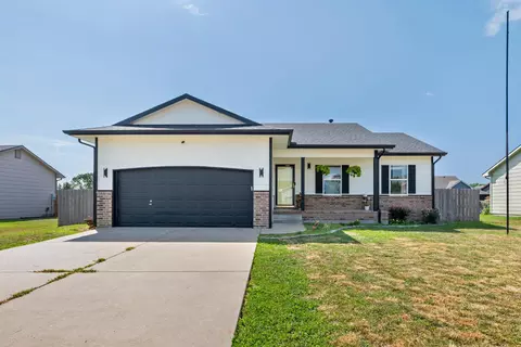 803 N Longview Ct, Valley Center, KS 67147