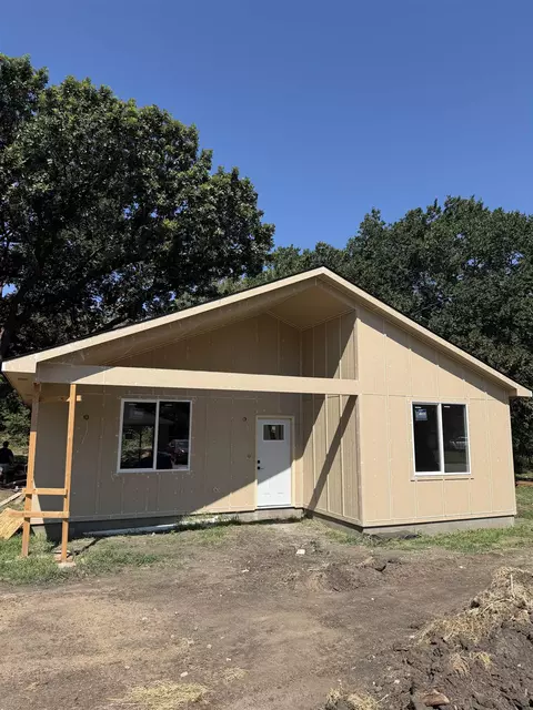 1321 N Minnesota Ave, Wichita, KS 67214