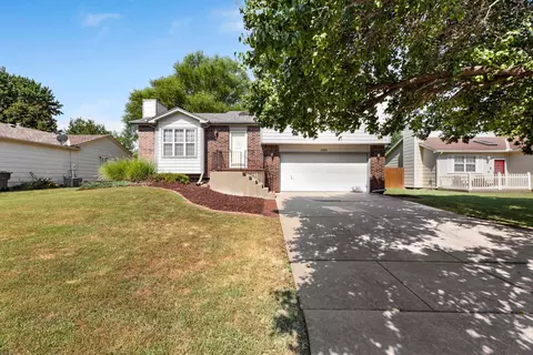 2509 N Beacon Hill St, Wichita, KS 67220