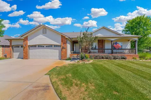 14302 E Twinlake Dr, Wichita, KS 67230
