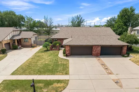10231 W Alamo St, Wichita, KS 67212
