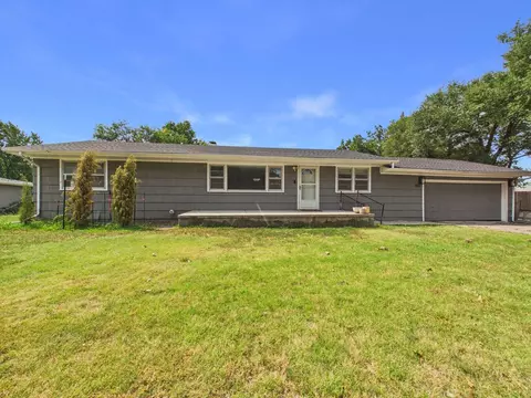 3451 E Craig St, Wichita, KS 67216
