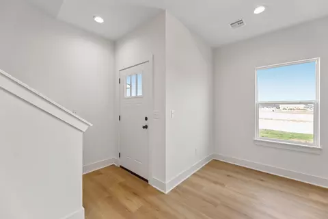 Entry Way - 12059 W Arvada Blvd, Maize, KS 67101 photo 1 of 4