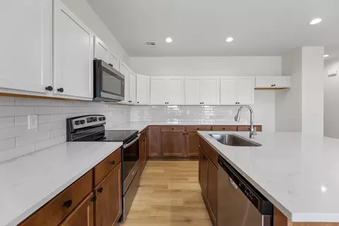 Kitchen - 12059 W Arvada Blvd, Maize, KS 67101 photo 1 of 1