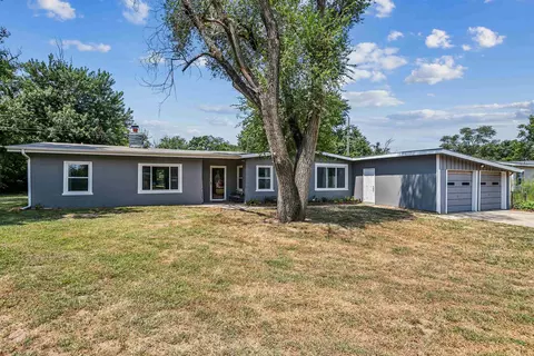 7433 S Pattie St, Haysville, KS 67060