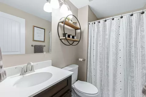 Bath - 11326 W Wilkinson Ct, Maize, KS 67101 photo 1 of 3