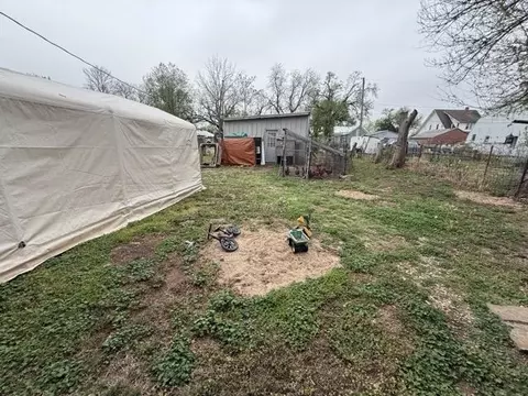 Exterior - 321 W Violet, Potwin, KS 67123 photo 3 of 5