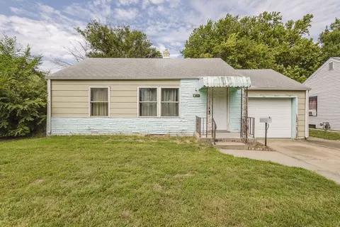 2721 S Washington, Wichita, KS 67216