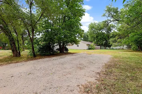 Exterior - 1237 N Osage, Augusta, KS 67010 photo 5 of 8