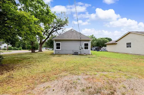 Exterior - 1237 N Osage, Augusta, KS 67010 photo 8 of 8