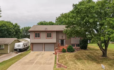 315 S Lincoln St, Belle Plaine, KS 67013