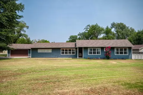 6524 W University, Wichita, KS 67209