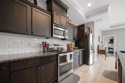 Kitchen - 1024 E Twisted Oak Rd, Derby, KS 67037 photo 4 of 4