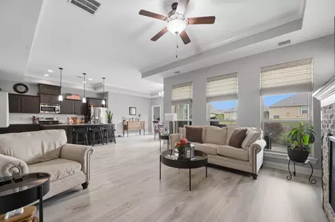 Living - 1024 E Twisted Oak Rd, Derby, KS 67037 photo 2 of 2