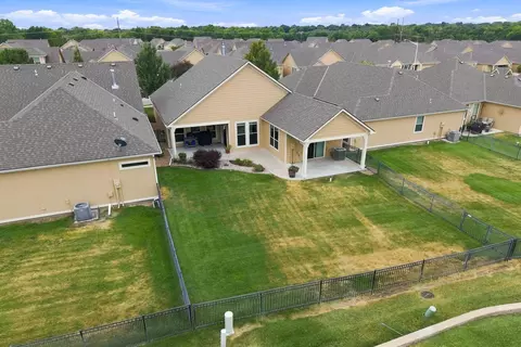View/Area - 1024 E Twisted Oak Rd, Derby, KS 67037 photo 1 of 2