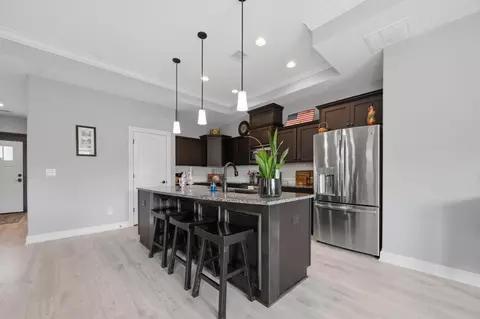 Kitchen - 1024 E Twisted Oak Rd, Derby, KS 67037 photo 2 of 4