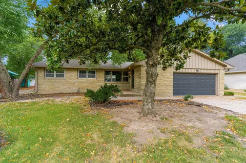 1049 N Armour St, Wichita, KS 67206