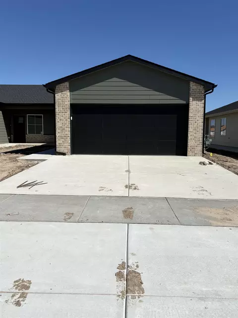 2912 S Denene # 200, Wichita, KS 67215
